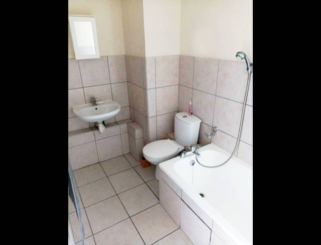 0 bed property to rent in WOODSTOCK